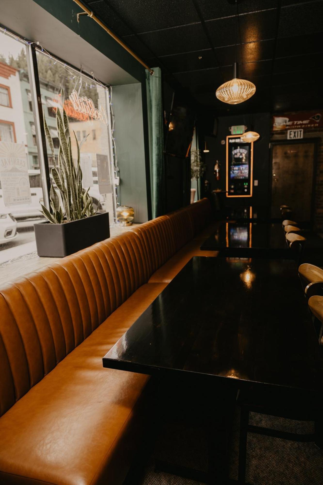 The Brooks Hotel Restaurant And Lounge ウォレス エクステリア 写真
